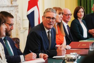 uk-bans-social-media-for-under-16s,-ai-‘romantic-companion’-chatbots-for-under-18s
