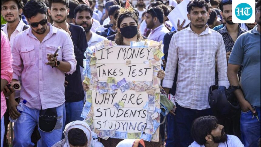 neet-ug-retest-students-are-facing-problem-in-accessing-admit-cards