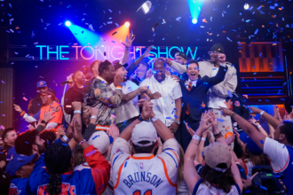 jimmy-fallon,-jon-stewart,-seth-meyers-and-jimmy-kimmel-revel-in-knicks-win:-‘everything-feels-bigger-than-just-sports’