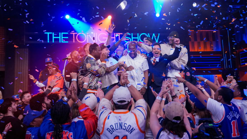 jimmy-fallon,-jon-stewart,-seth-meyers-and-jimmy-kimmel-revel-in-knicks-win:-‘everything-feels-bigger-than-just-sports’