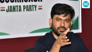 abhijit-debaki-points-out-cjp-will-not-contest-elections,-attacks-pm-modi-over-student-issues