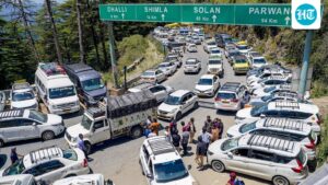 hill-station-rush:-police-adopts-5-point-traffic-plan-as-15-lakh-vehicles-enter-shimla-in-45-days