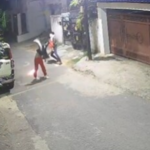 rss-office-in-ranchi-attacked,-as-cctv-footage-shows-two-men-throwing-‘molotov-cocktails’,-police-begin-investigation
