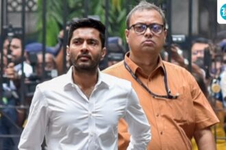 lok-sabha-speaker-calls-on-abhishek-banerjee-to-present-his-case-on-bifurcation-of-tmc-on-june-19