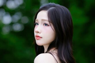 how-the-cosmetic-industry-is-redefining-beauty-standards