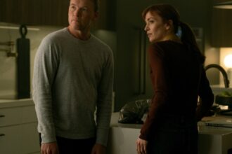 ‘i’ll-find-you’-movie-review:-sam-worthington-and-brett-lead-pulpy-harlan-coben-thriller-on-netflix