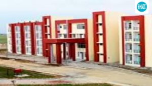 students-of-the-mp-college-of-medicine-launch-a-campaign-on-social-media-against-poor-facilities