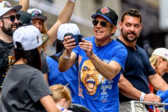 spike-lee,-timothee-chalamet-and-all-the-stars-seen-at-the-new-york-knicks-parade