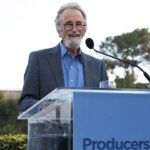 legendary-producer-larry-gordon,-at-90,-delivers-the-oscar-speech-he-never-got-to-give