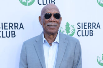 morgan-freeman-wants-to-show-you-the-blues