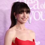 anne-hathaway-announces-her-pregnancy-and-is-expecting-a-third-child-with-her-husband,-adam-shulman