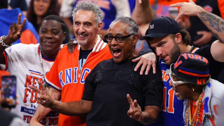 john-turturro-walked-across-the-brooklyn-bridge-so-he-could-attend-the-knicks-parade | GIBN john-turturro-walked-across-the-brooklyn-bridge-so-he-could-attend-the-knicks’-parade