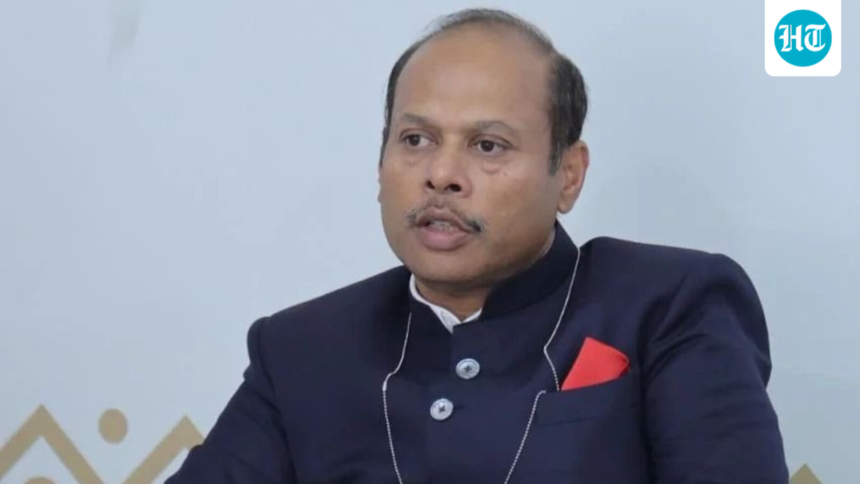1994-batch-ias,-30-years-of-experience:-who-is-vivek-agarwal,-the-new-vice-president-of-global-body-fatf