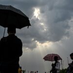 orange-alert-in-delhi-for-next-two-hours,-rain-and-strong-winds-of-up-to-50-kmph-on-cards