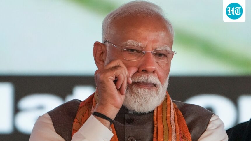 age-does-not-diminish-a-persons-potential-pm-modi-leads-international-yoga-day-celebrations-in-bengal | GIBN ‘age-does-not-diminish-a-person’s-potential’:-pm-modi-leads-international-yoga-day-celebrations-in-bengal