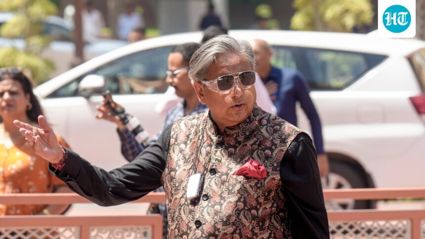 ‘more-concerned-with-political-points’:-shashi-tharoor-against-congress-after-supporting-modi-trump-meeting-at-g7