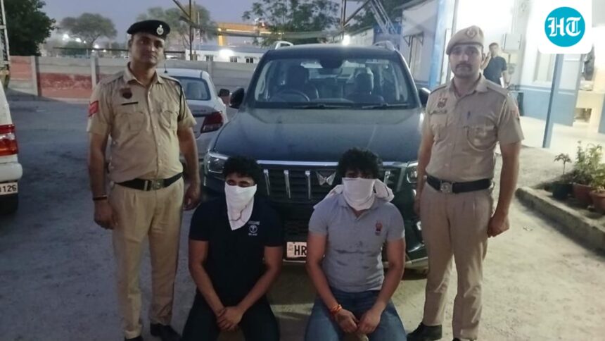 stalking,-window-smashing,-assault:-delhi-man-assaulted-by-two-college-students-in-gurugram