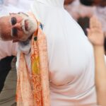 pm-modi-leads-yoga-day-event-in-kolkata,-says-yoga-has-connected-the-world-with-india