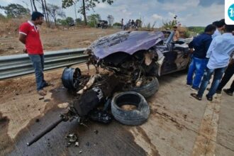 convertible-car-turns-into-a-piece-of-metal,-driver-confusion,-chilling-video:-chilling-details-in-bmw-crash-near-mumbai