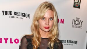 davy-chase-health:-late-‘lilo-and-stitch’-actress-explained-meningitis.