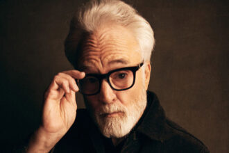 bradley-whitford-knows-how-to-put-on-a-successful-show-and-take-charge