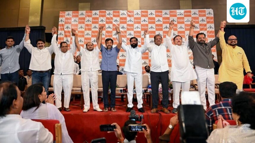 uddhav-thackeray-cries-after-operation-tiger-success-six-sena-mps-ubt-join-eknath-shinde-led-faction | GIBN uddhav-thackeray-cries-after-‘operation-tiger’-success-six-sena-mps-(ubt)-join-eknath-shinde-led-faction