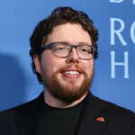 ‘the-death-of-robin-hood’-director-michael-sarnoski-breaks-down-his-revisionist-tale:-“we-need-gray-area-thinking”