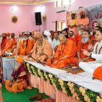 uttarakhand-chief-minister-dhami-attends-sant-sammelan-at-hari-seva-ashram