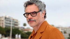 for-jemaine-clement,-acting-is-easier-than-writing