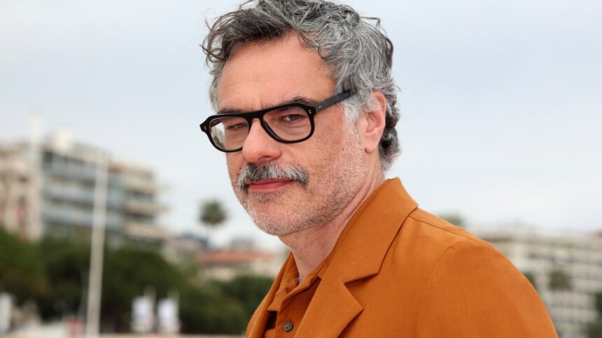 for-jemaine-clement,-acting-is-easier-than-writing