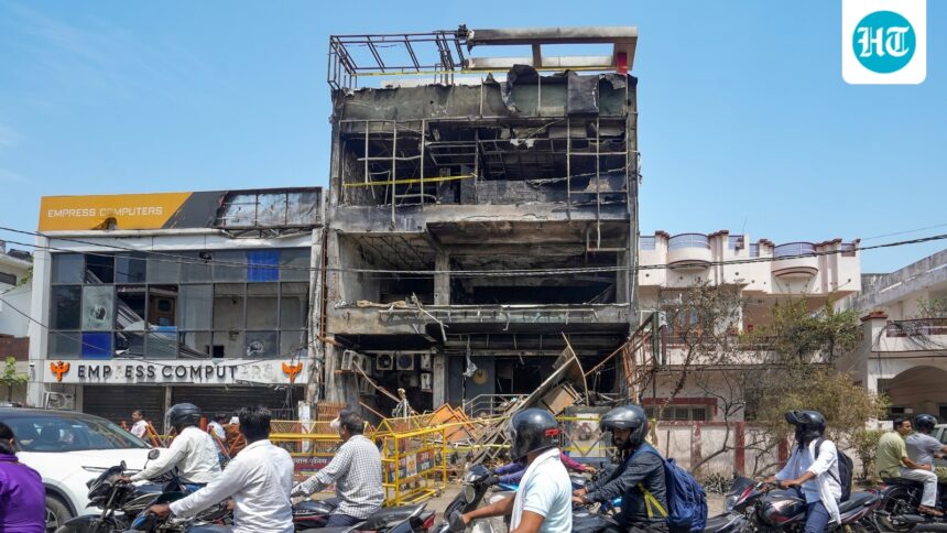 lucknow-near-the-aliganj-fire-site-training-centers-are-still-functioning-in-unsafe-buildings | GIBN lucknow:-near-the-aliganj-fire-site,-training-centers-are-still-functioning-in-unsafe-buildings