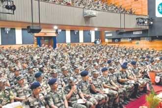 crpf-suspends-dig-over-letters-opposing-capf-bill,-union-alleges-targeting