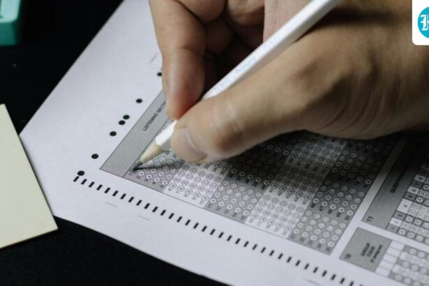 gujarat-hc-dismisses-false-charges-in-gpsc-exam-cheating-case,-allows-investigation-to-continue