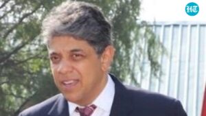 mahesh-dixit-is-india’s-first-doctor-to-become-intelligence-chief