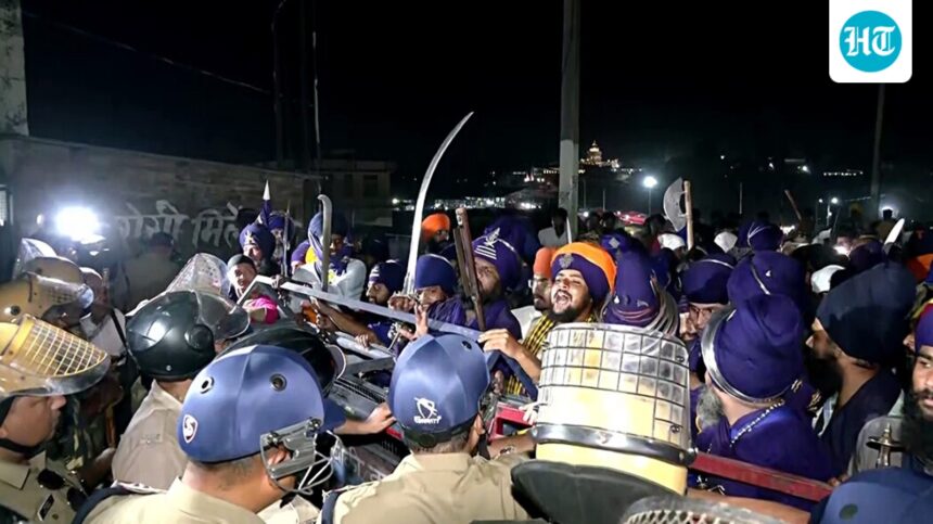 nihang-police-standoff-on-himachal-uttarakhand-border:-how-a-parking-row-escalated-in-days