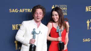 who-is-molly-gordon?-5-things-to-know-about-the-‘the-bear’-star-who-plays-claire