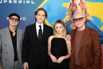 ‘supergirl’-lands-in-new-york-city,-reese-witherspoon-celebrates-‘legally-blonde’-prequel-‘elle’-and-the-best-spoilers-of-the-week