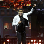 lionel-richie-postpones-his-next-two-concerts-after-falling-ill-during-the-opening-night-show