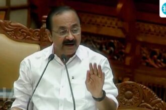 kerala-cm-vd-satheesan-caught-in-controversy-over-‘refusal’-to-declare-public-holiday,-minister-says-‘out-of-context’