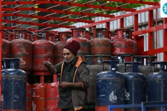 ‘doubled-in-months’:-hoteliers-in-karnataka-seek-rollback-on-lpg-prices-amid-falling-crude-oil-price