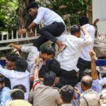 abvp,-clashes-with-police-during-a-protest-against-fee-hike-at-himachal-pradesh-university