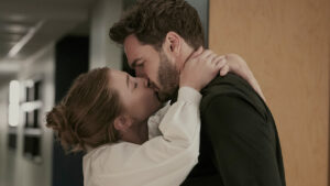 prime-video-releases-the-first-teaser-for-the-love-hypothesis-starring-lili-reinhart-and-tom-bateman