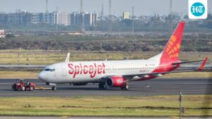 couple-returning-from-hajj-to-srinagar-wins-inr-62-lakh-from-spicejet-after-denied-boarding-and-baggage-delay