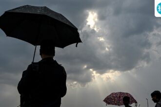 strong-winds-in-parts-of-delhi-ncr-bring-relief-from-heat,-imd-orange-alert-for-thunderstorms