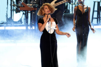 ray-gets-a-standing-ovation-after-strong-performance-at-the-bet-awards