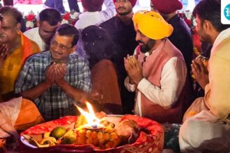 sita-temple,-humar-ram,-and-more-pilgrimages:-in-punjab,-aap-boosts-hindu-outreach-with-kejriwal’s-big-promises