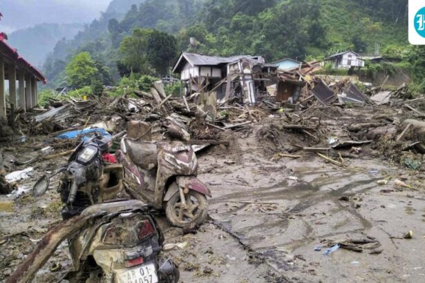 amit-shah-confirms-center’s-support-for-flood-hit-assam-and-arunachal-pradesh