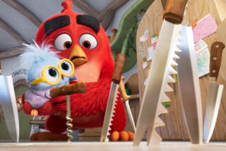 angry-birds-movie-3-trailer:-jason-sudeikis-and-josh-gad-overcome-the-challenges-of-parenting