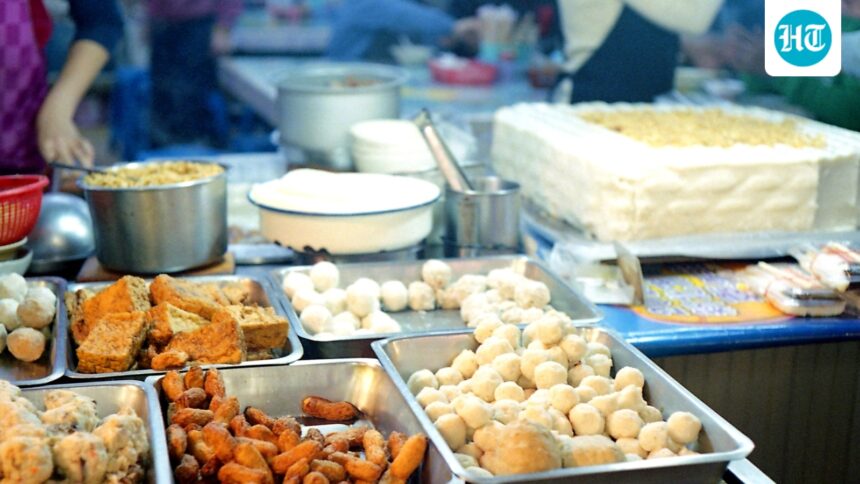 mice,-cockroaches-and-expired-food:-fda-takes-strict-action-against-6-restaurants-in-mumbai