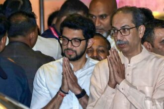 before-the-election-of-the-vice-president,-sena-(ubt)-leader-sachin-ahir-turned-to-the-shiv-sena